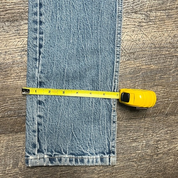 Zara Classic Blue Denim Jeans - Picture 4 of 15